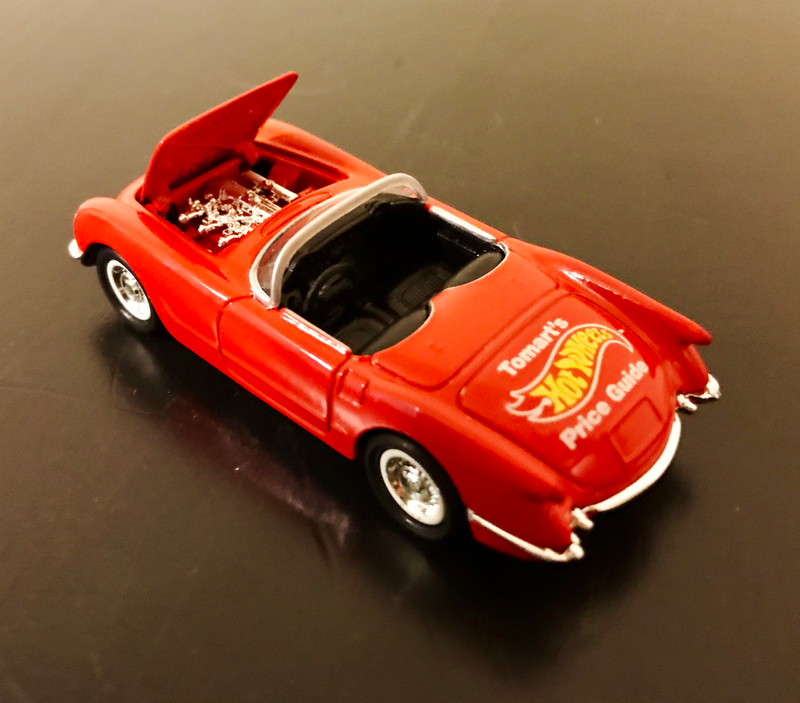 Illustration for article titled A Couple Little Red Corvettes